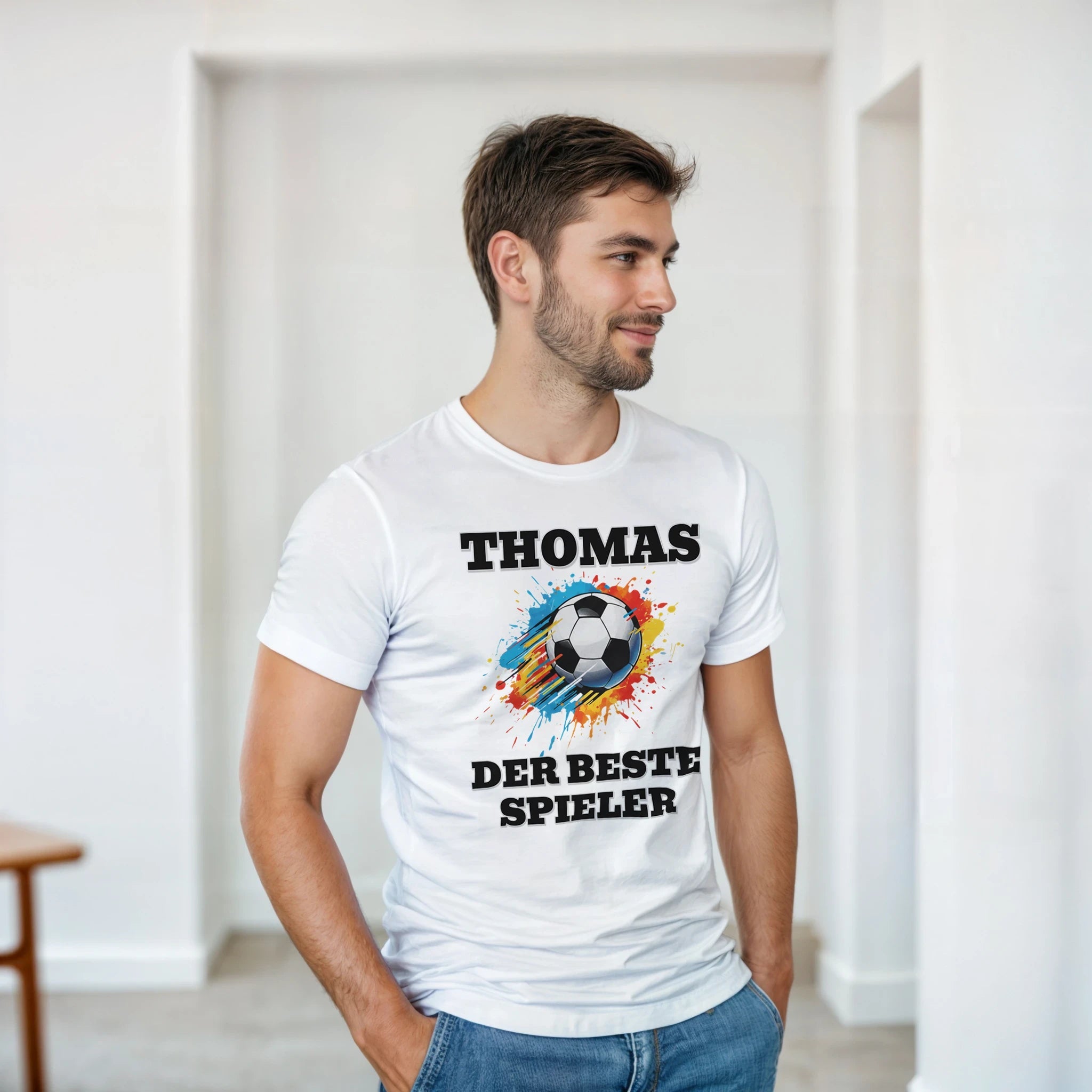 Personalisiertes Premium Fußball - T-Shirt (Vorne & Hinten) | Name & Nummer | „Der beste Spieler“ - Made By Request Store