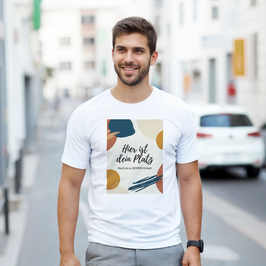Personalisiertes T-Shirt selbst gestalten | Foto & Grafik | MadeByRequest - Made By Request Store