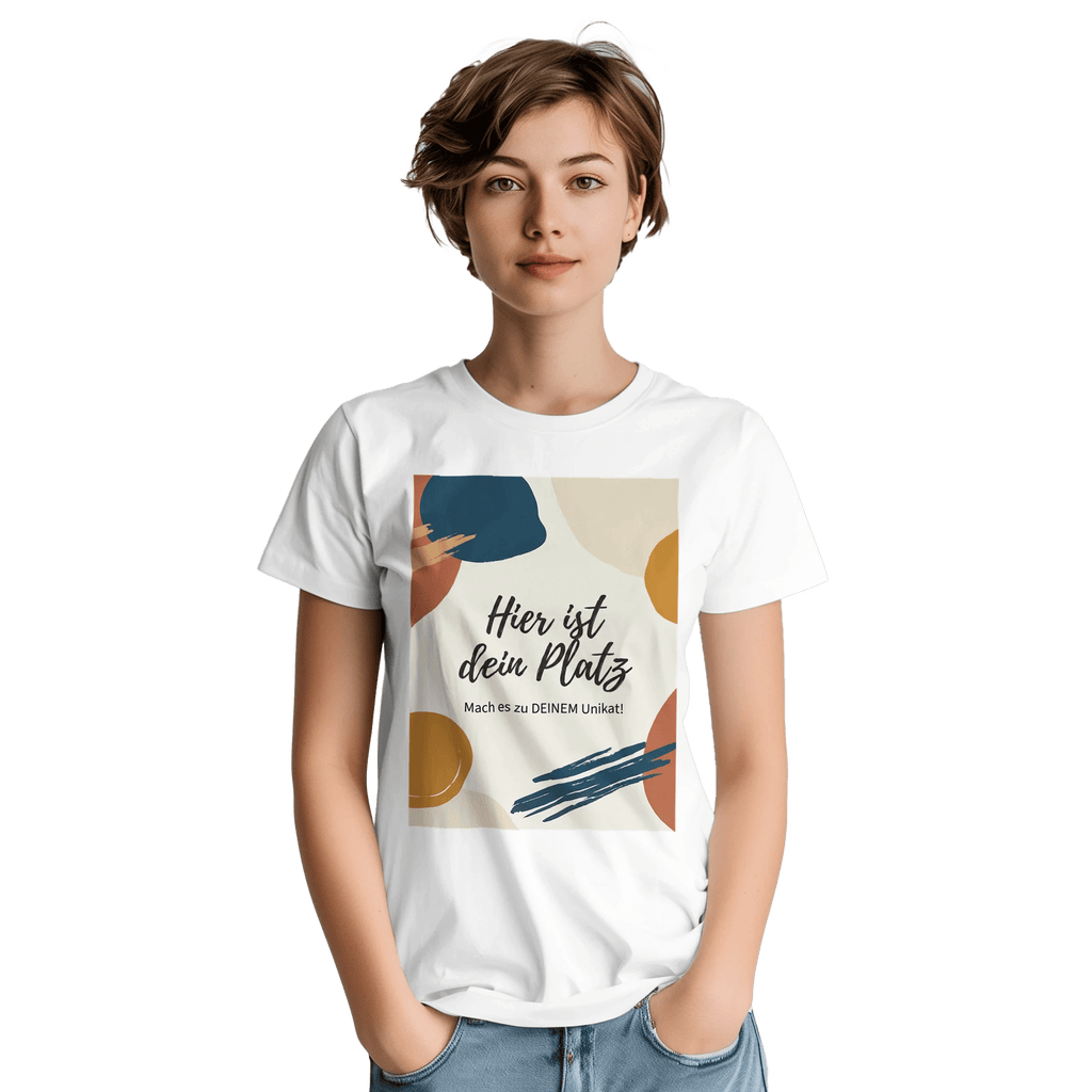 Personalisiertes T-Shirt selbst gestalten | Foto & Grafik | MadeByRequest - Made By Request Store