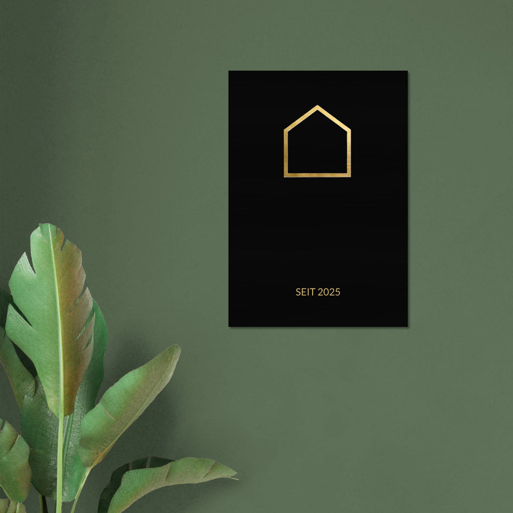 Premium Familienschild auf gebürstetem Aluminium – Personalisiertes Design Schwarz Gold – Modernes Industrial Wandbild - Made By Request Store