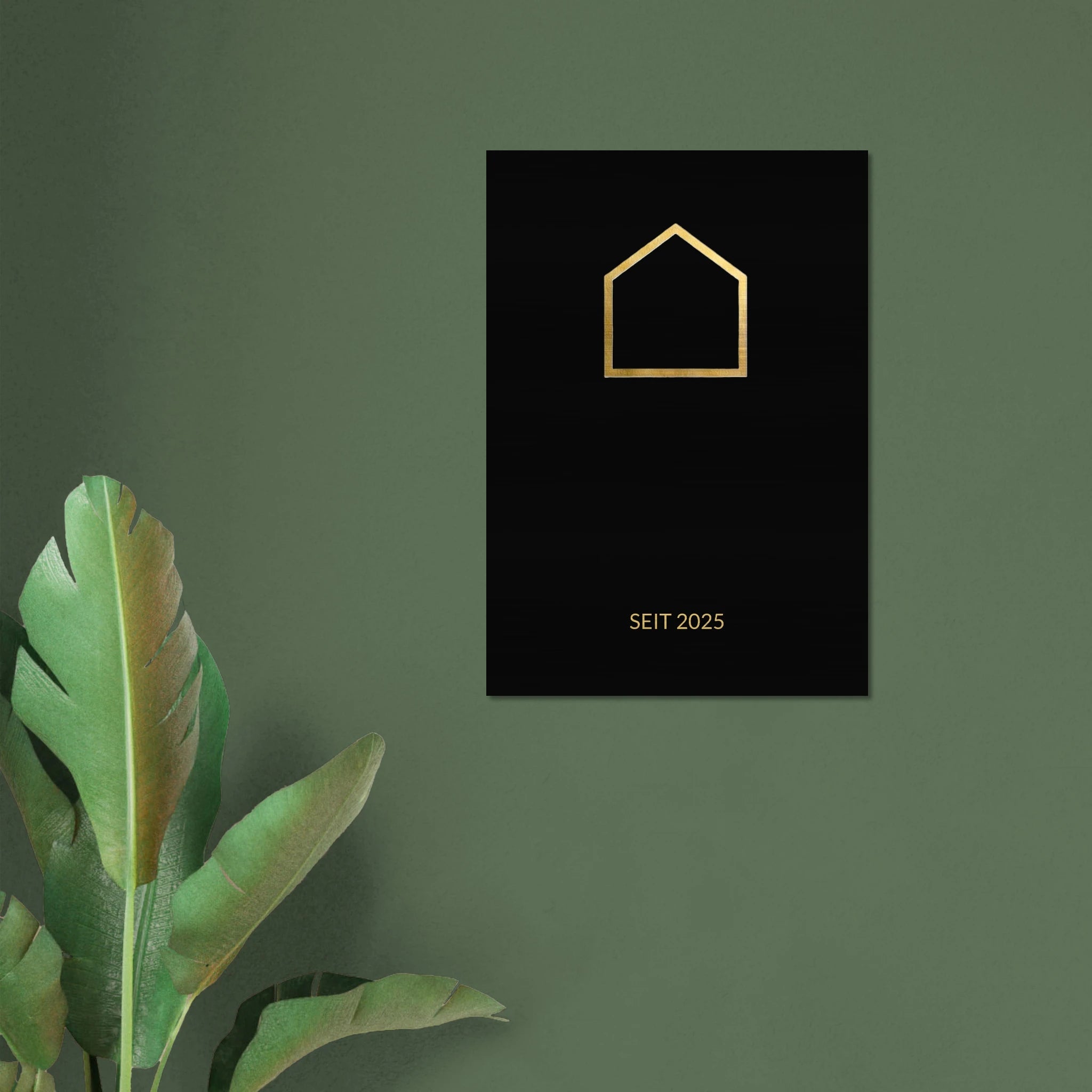 Premium Familienschild auf gebürstetem Aluminium – Personalisiertes Design Schwarz Gold – Modernes Industrial Wandbild - Made By Request Store